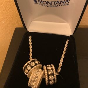 Montana silversmith 3 ring necklace